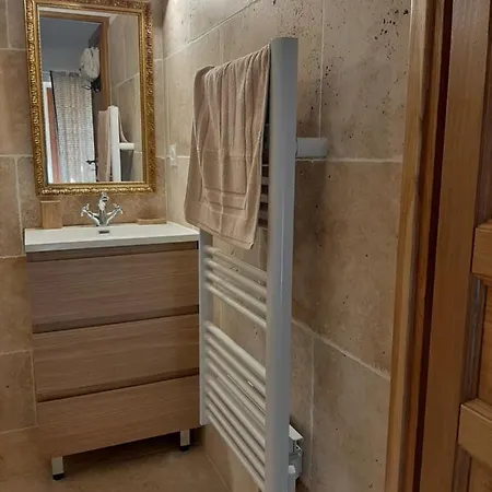 شقة Petit Douillet Au Coeur De La Haute-ville بونيفَسْيو