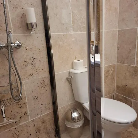 Petit Douillet Au Coeur De La Haute-ville Apartamento *